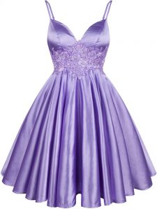 Graceful Sleeveless Elastic Woven Satin Knee Length Lace Up Court Dresses for Sweet 16 in Lilac with Lace