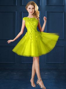 Elegant Yellow Bateau Neckline Lace and Appliques Dama Dress Cap Sleeves Lace Up