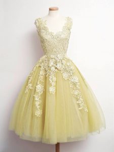 Gold A-line Tulle V-neck Sleeveless Lace Knee Length Lace Up Damas Dress