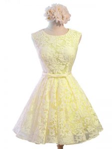 Shining Knee Length Lace Up Quinceanera Dama Dress Yellow for Prom and Party and Wedding Party with Belt