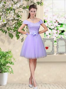 Glittering Knee Length Lilac Vestidos de Damas V-neck Cap Sleeves Lace Up