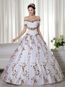 Fantastic White Lace Up 15th Birthday Dress Embroidery Short Sleeves Floor Length