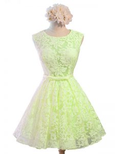 Pretty Yellow Green Lace Lace Up Scoop Sleeveless Knee Length Court Dresses for Sweet 16 Belt