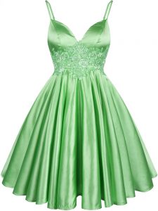 Customized A-line Court Dresses for Sweet 16 Green Spaghetti Straps Elastic Woven Satin Sleeveless Knee Length Lace Up