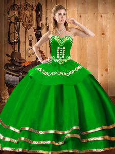 Sleeveless Lace Up Floor Length Embroidery Vestidos de Quinceanera