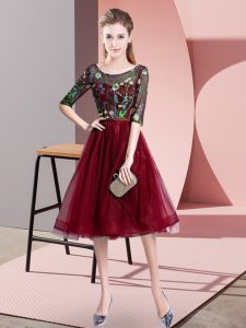Shining Half Sleeves Tulle Knee Length Lace Up Damas Dress in Burgundy with Embroidery