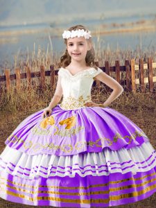 Sleeveless Satin Floor Length Lace Up Little Girls Pageant Dress in Lavender with Embroidery