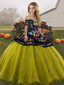 Stunning Olive Green Ball Gowns Off The Shoulder Sleeveless Tulle Floor Length Lace Up Embroidery Sweet 16 Dresses
