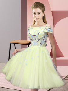 Glittering Empire Dama Dress for Quinceanera Yellow Off The Shoulder Tulle Short Sleeves Knee Length Lace Up