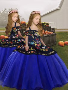 Royal Blue Sleeveless Floor Length Embroidery and Ruffles Lace Up Pageant Gowns For Girls