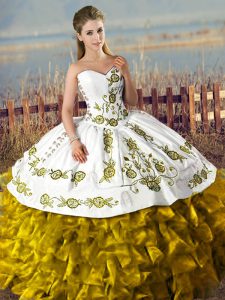 Sleeveless Embroidery and Ruffles Lace Up Quinceanera Gown