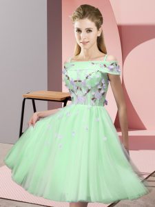 Inexpensive Knee Length Lace Up Quinceanera Court Dresses for Wedding Party with Appliques