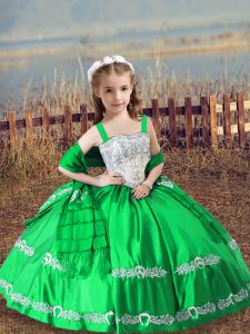 Green Straps Neckline Beading and Embroidery Little Girls Pageant Gowns Sleeveless Lace Up