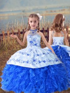 Floor Length Blue And White Girls Pageant Dresses Organza Sleeveless Beading and Embroidery and Ruffles