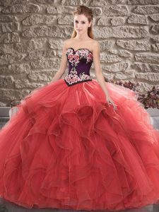 Stylish Red Ball Gowns Sweetheart Sleeveless Tulle Floor Length Lace Up Beading and Embroidery Quinceanera Gowns