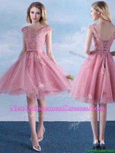 Stunning Scoop Cap Sleeves Quinceanera Court of Honor Dress Knee Length Appliques and Belt Pink Tulle