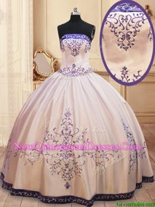 Adorable Sleeveless Beading and Embroidery Zipper Sweet 16 Quinceanera Dress