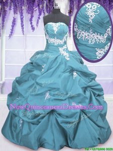 Free and Easy Pick Ups Floor Length Ball Gowns Sleeveless Light Blue Quinceanera Gown Lace Up