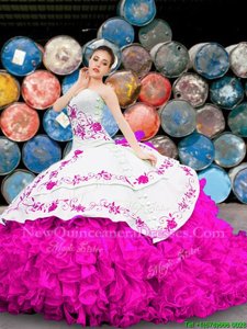High Class Sleeveless Organza Floor Length Lace Up Quinceanera Dress in White And Red forSummer and Fall and Winter withAppliques and Embroidery and Ruffles